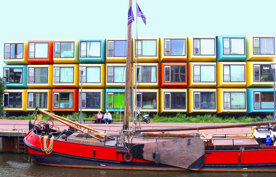 4 Reasons Why the Tourism Industry Should Explore Shipping Container Hotels